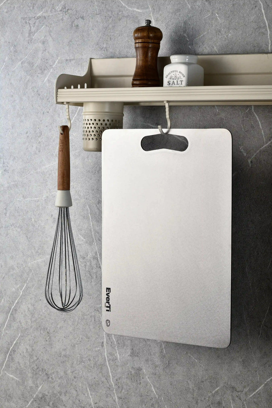 Stainless Steel vs Titanium Chopping Boards: Which Is Right for Your Kitchen? - EverTi